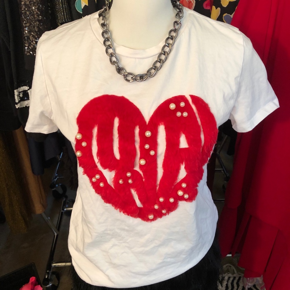 Zara Fuzzy Heart and Pearl “Total Love” t-shirt